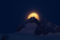 Dachstein Mond